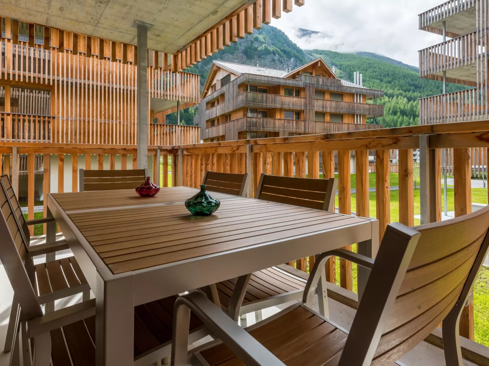 Montela Hotel & Resort - Holiday Stay-Outside