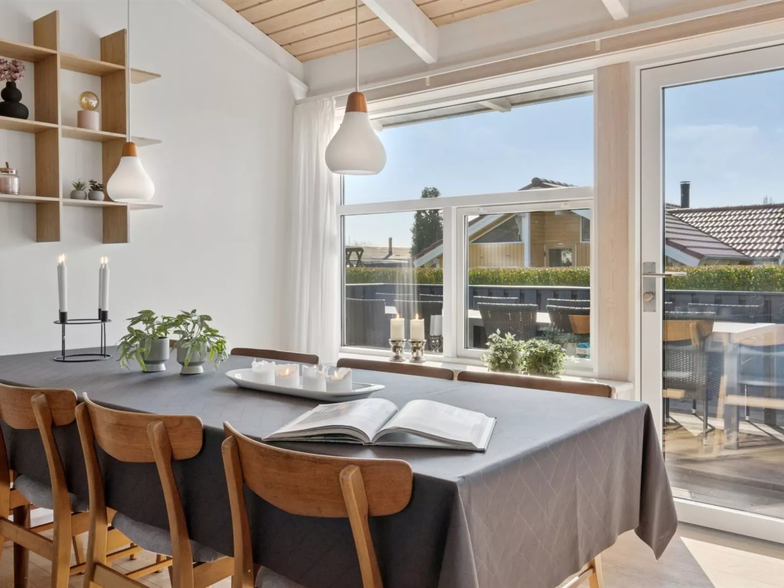 "Annegret" - 200m from the sea-Drinnen