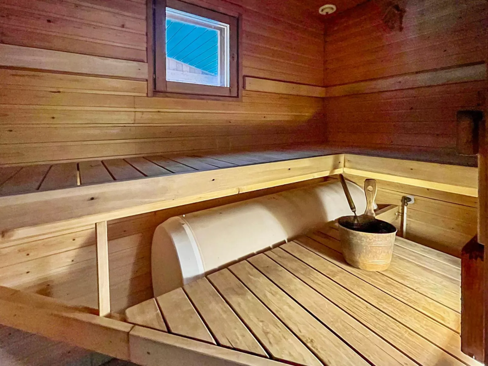 Haapala-Inside
