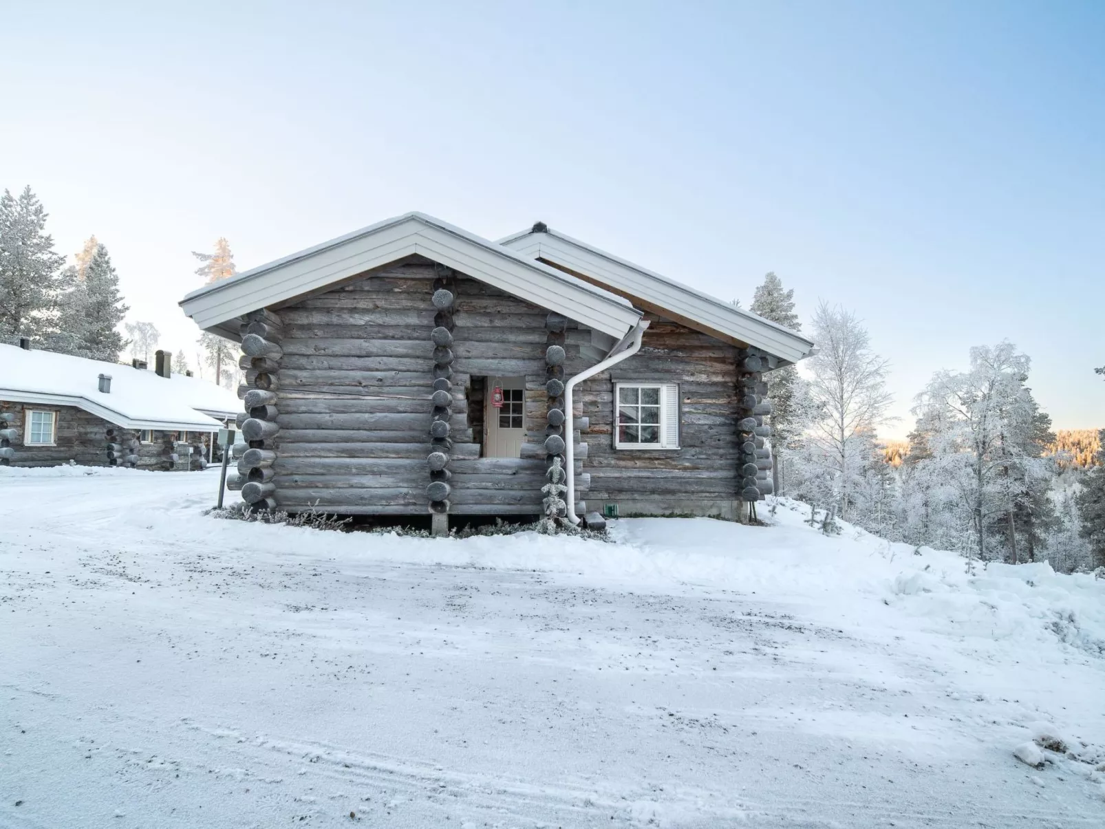 Lomaylläs d59 /palovaarankaarre 13 a-Outside