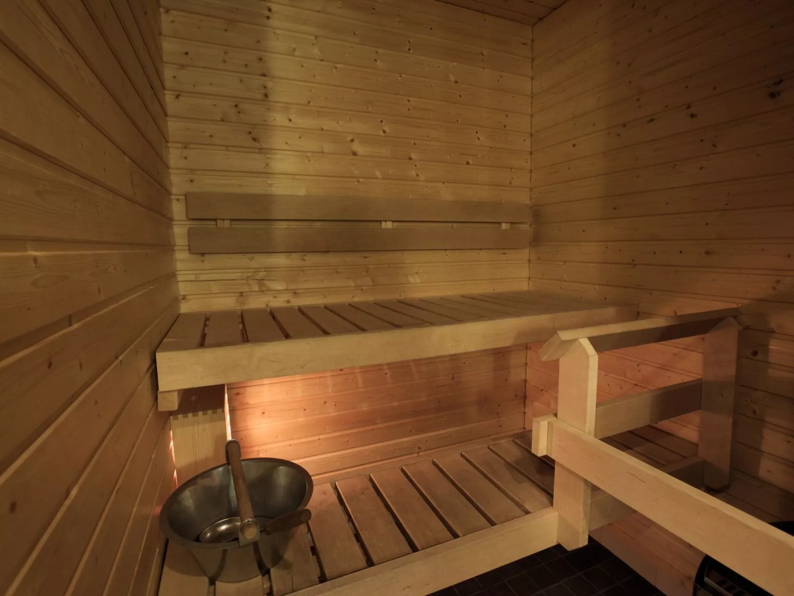 Nordic chalet 9106-Inside
