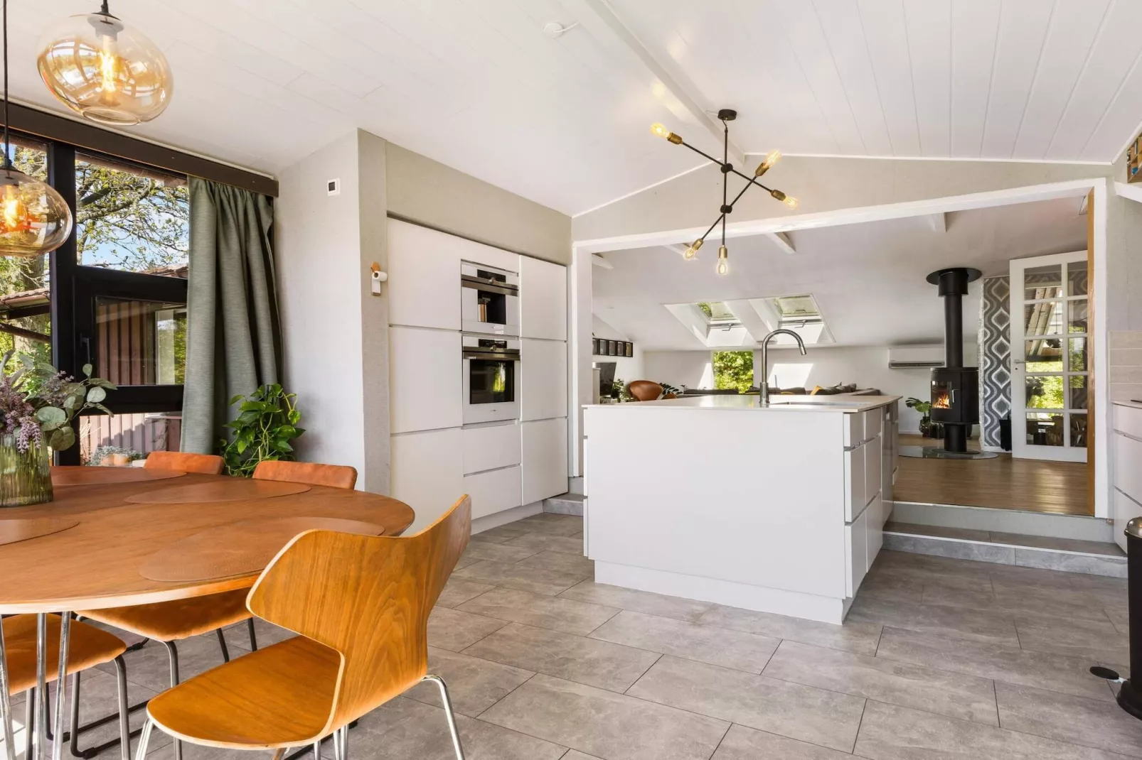Beautiful holiday home in Blokhus-Indoor