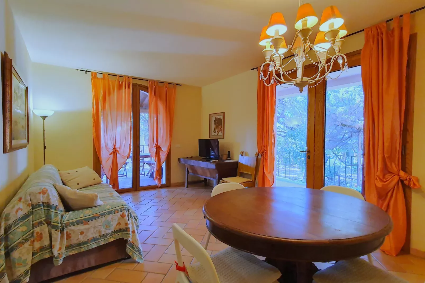 APP 2-Living room