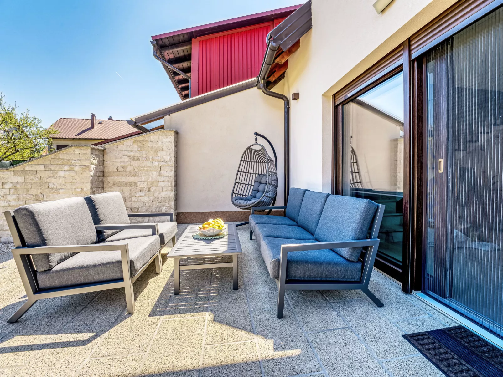 Holiday House Arni-Outside