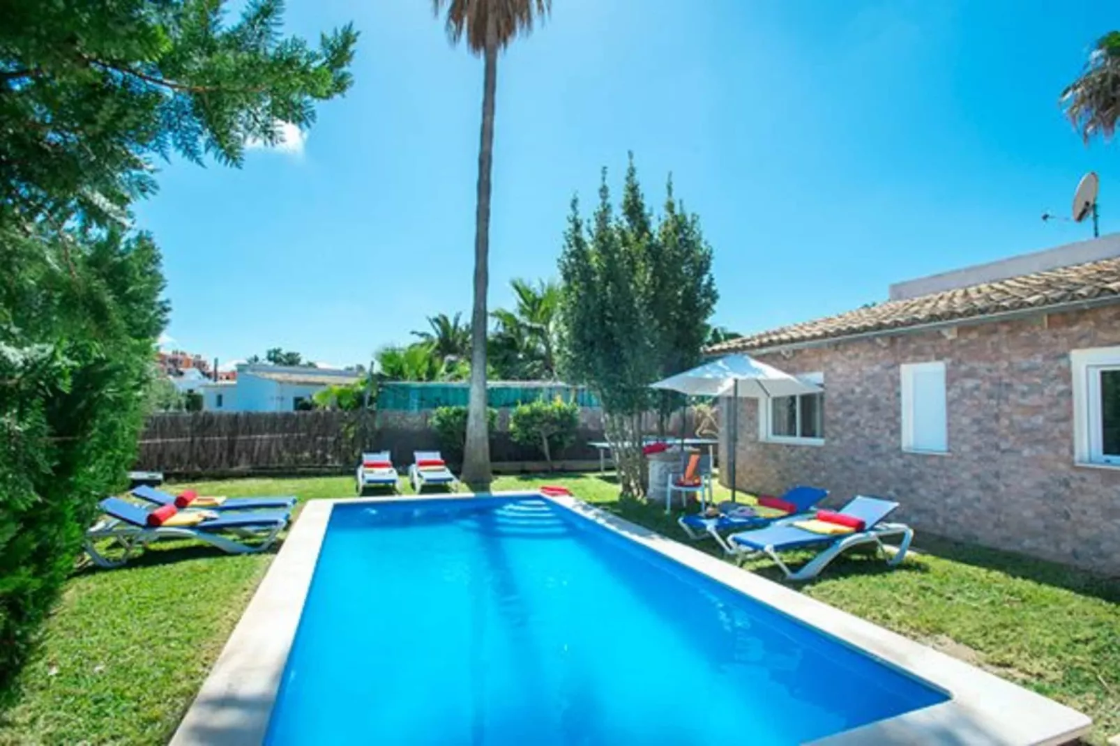 Villa Montelo-Außenbereich Sommer