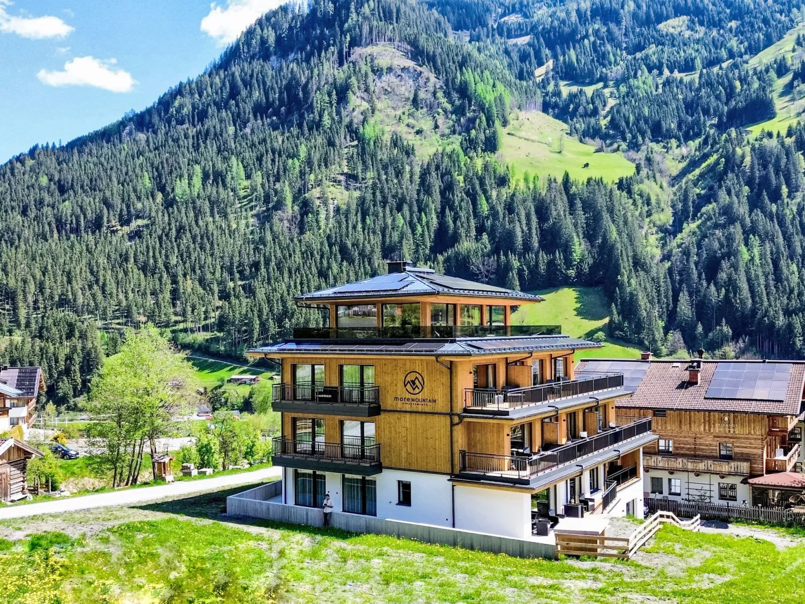 Mountain Suite Nr 301-Outside