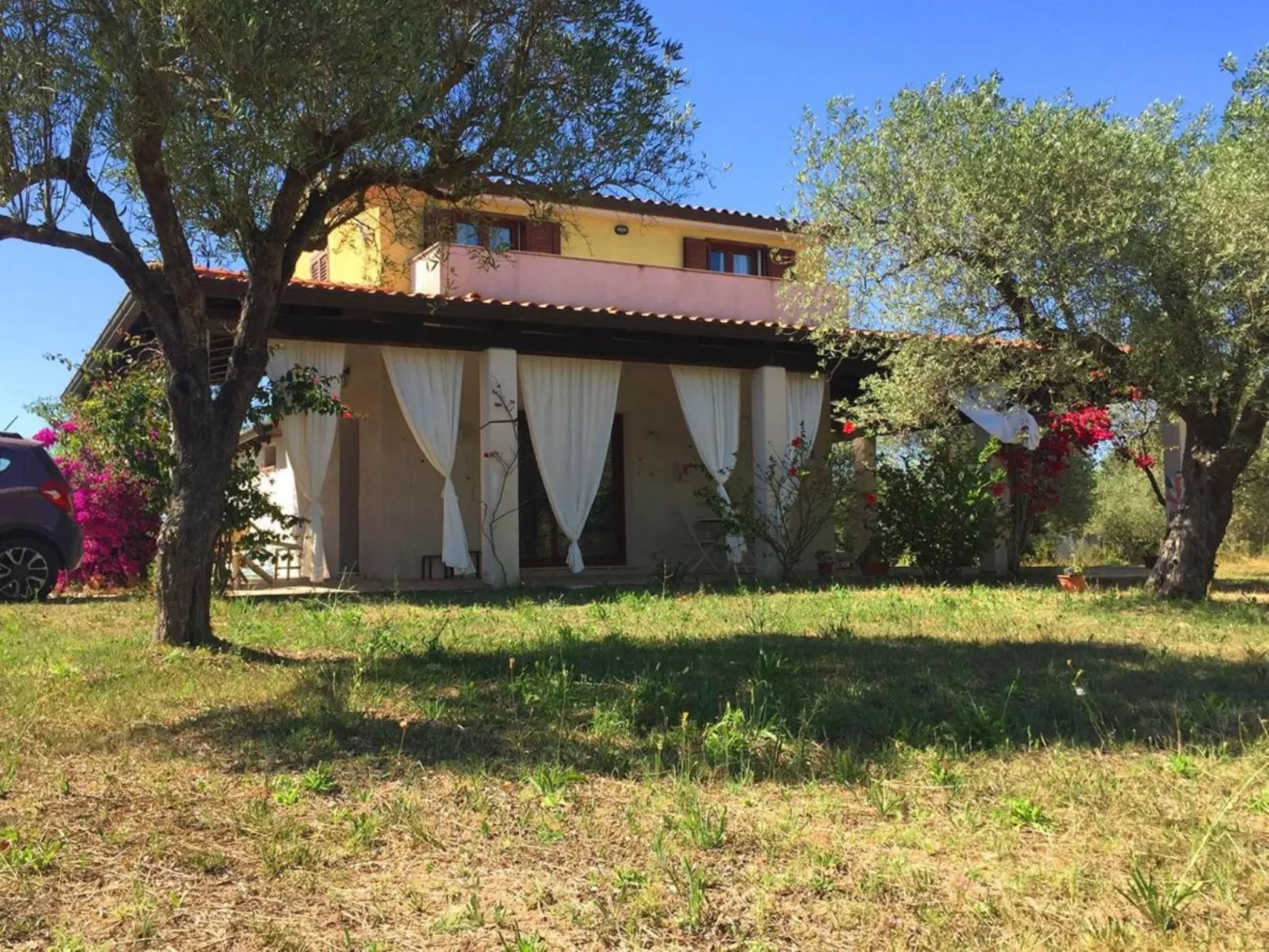 Villa Luminosa-Outside