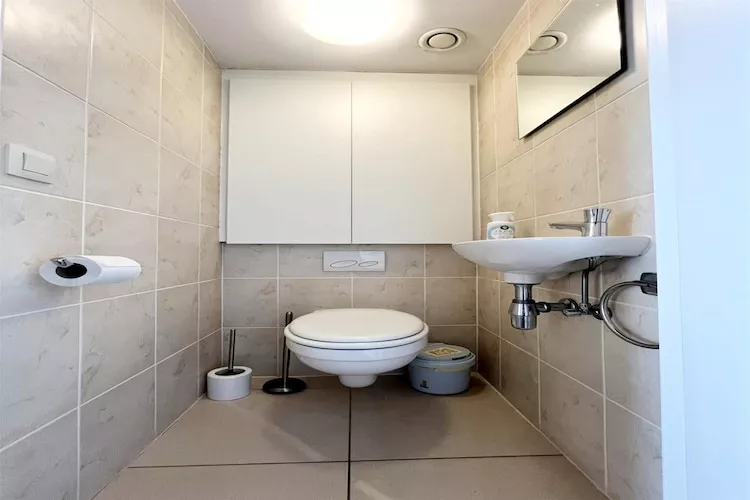 RESIDENTIE SORRENTE 0301-Bathroom