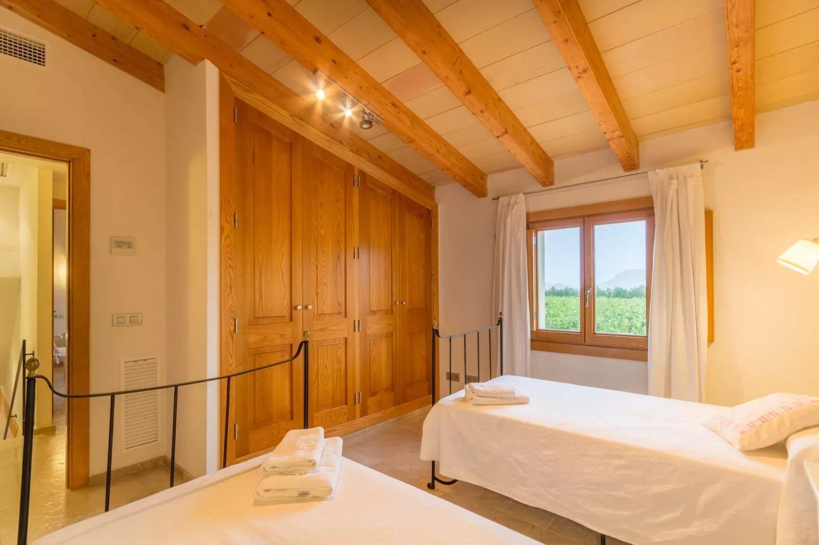 Son Fornes, Finca 5StarsHome Mallorca-Bedroom
