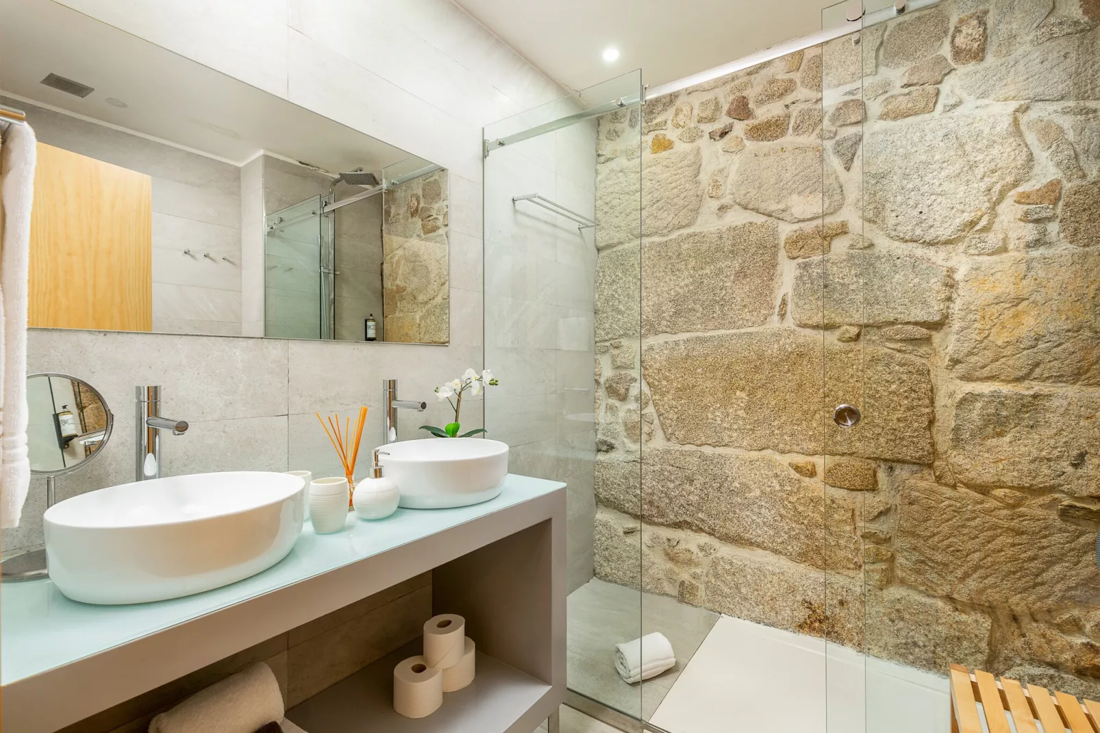 YOUROPO - Ribeira Gaia 2-Bathroom