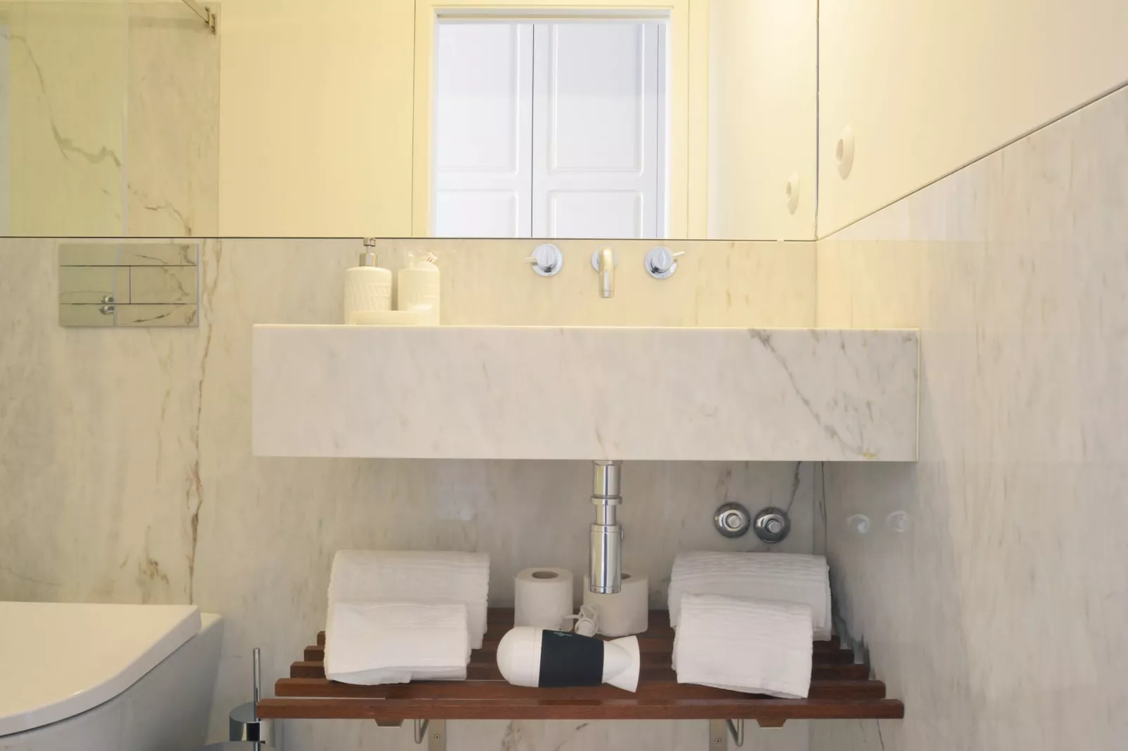YOUROPO - Market 1A-Bathroom