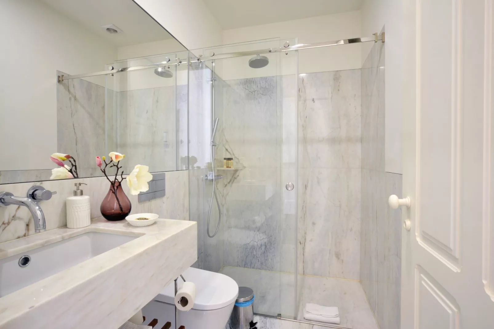 YOUROPO - Market 1B-Badezimmer