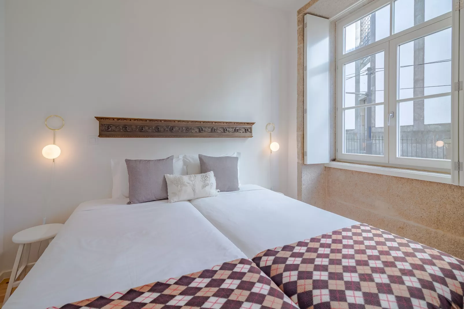 YOUROPO - The Tower 1F-Bedroom