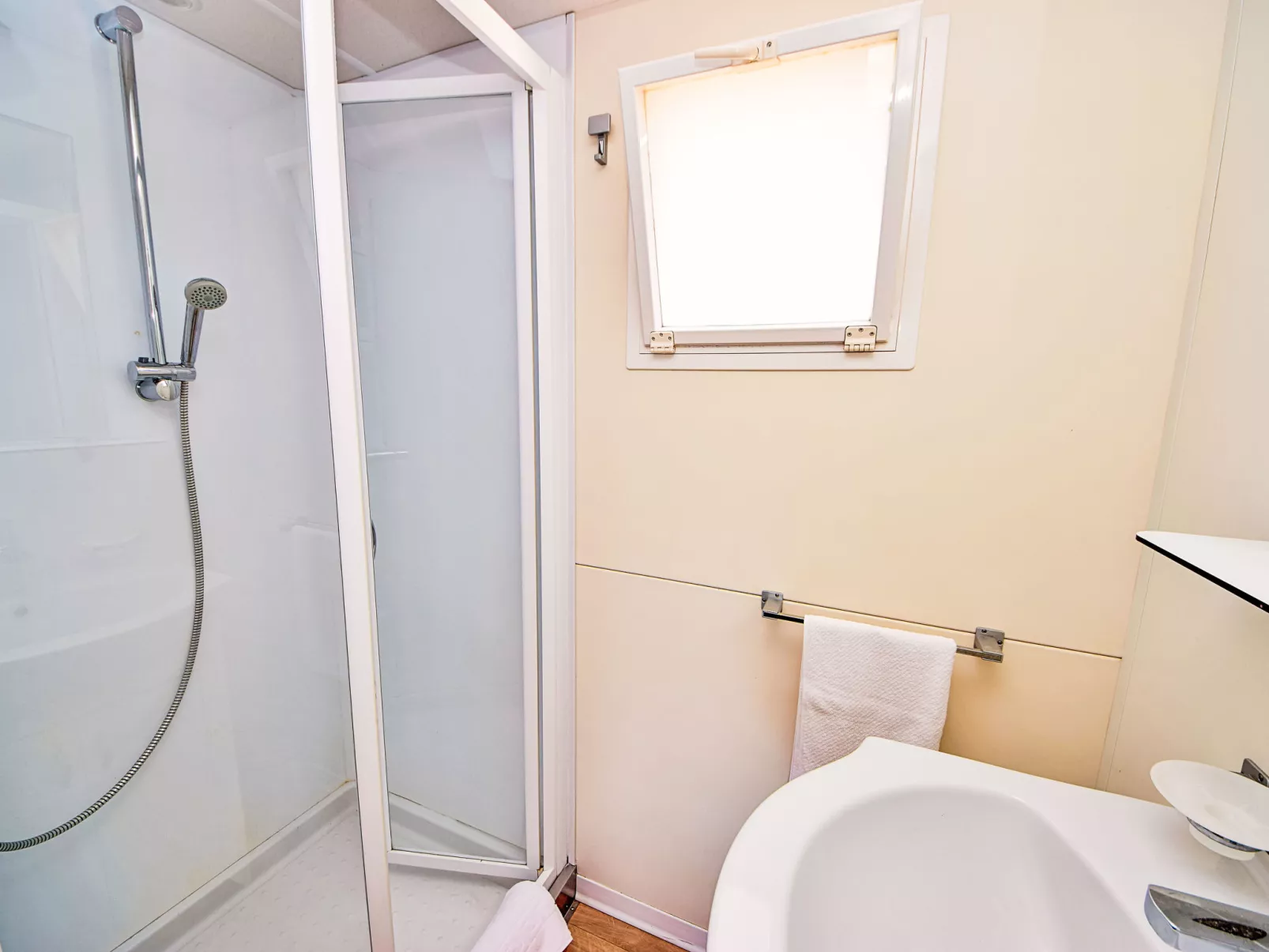 Galešnica Sea View-Inside