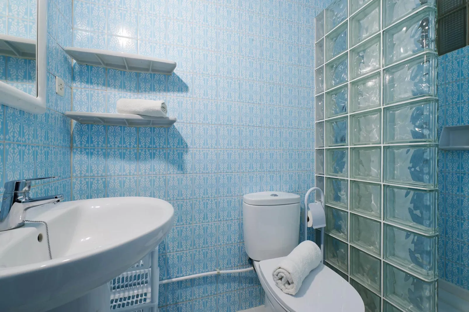 Lladó Pl.-Bathroom