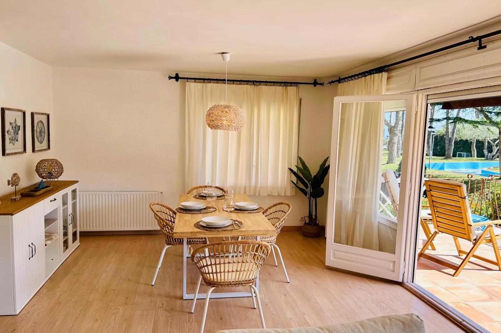 Illa 76-Dining room
