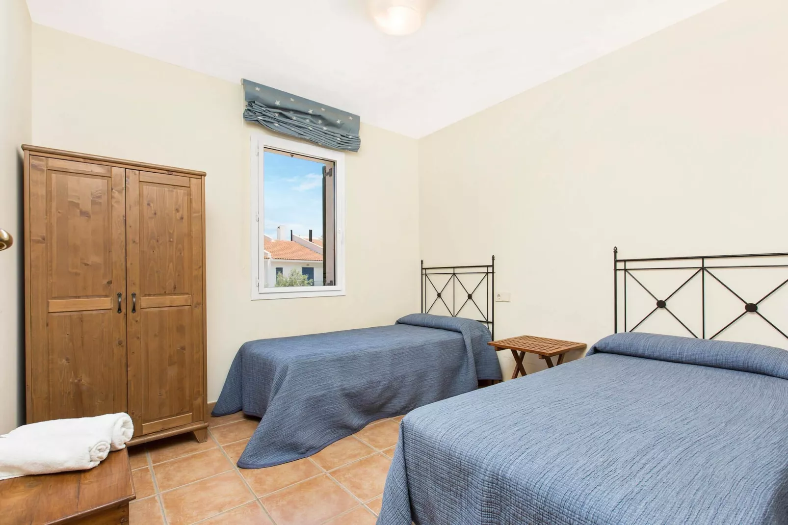 Mas Pinell 44-Bedroom