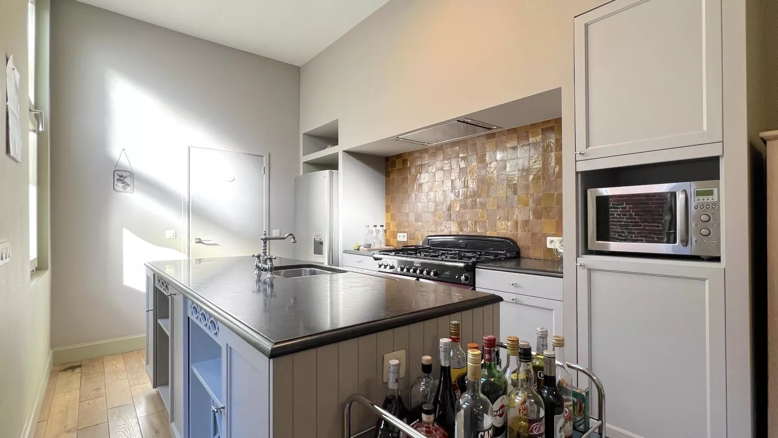 La Maison Bleue petite-Kitchen