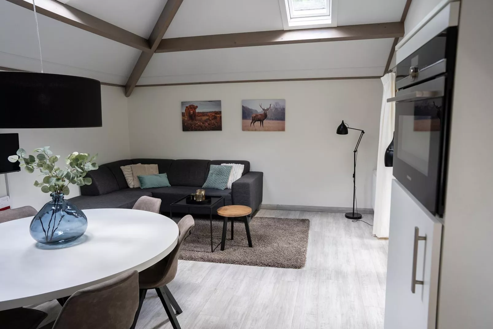 Heivlinder 4+2p-Living room