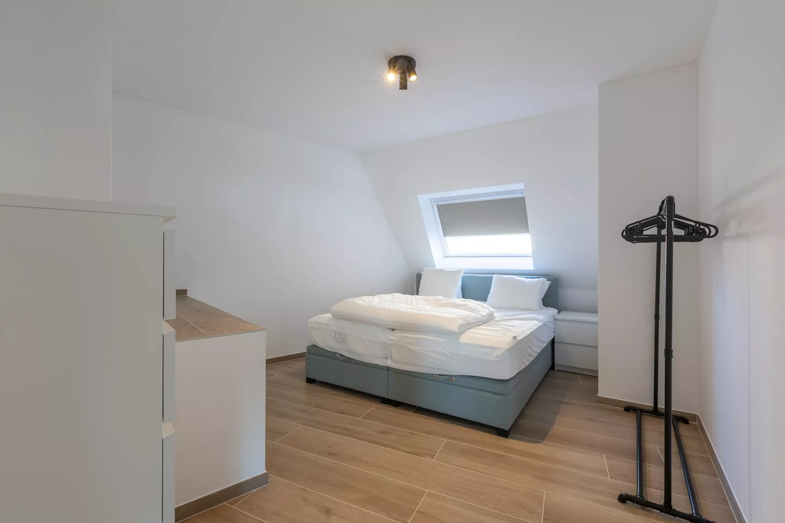 Green Lane The Sun  0401-Chambre