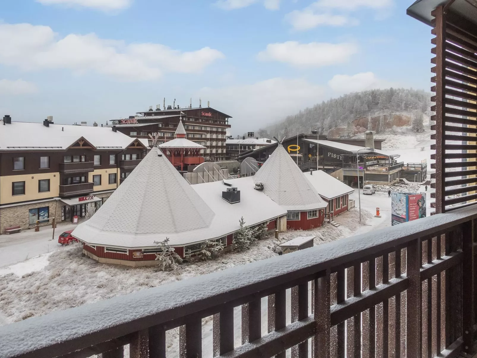 Ruka ski chalets 64, 1302-Outside