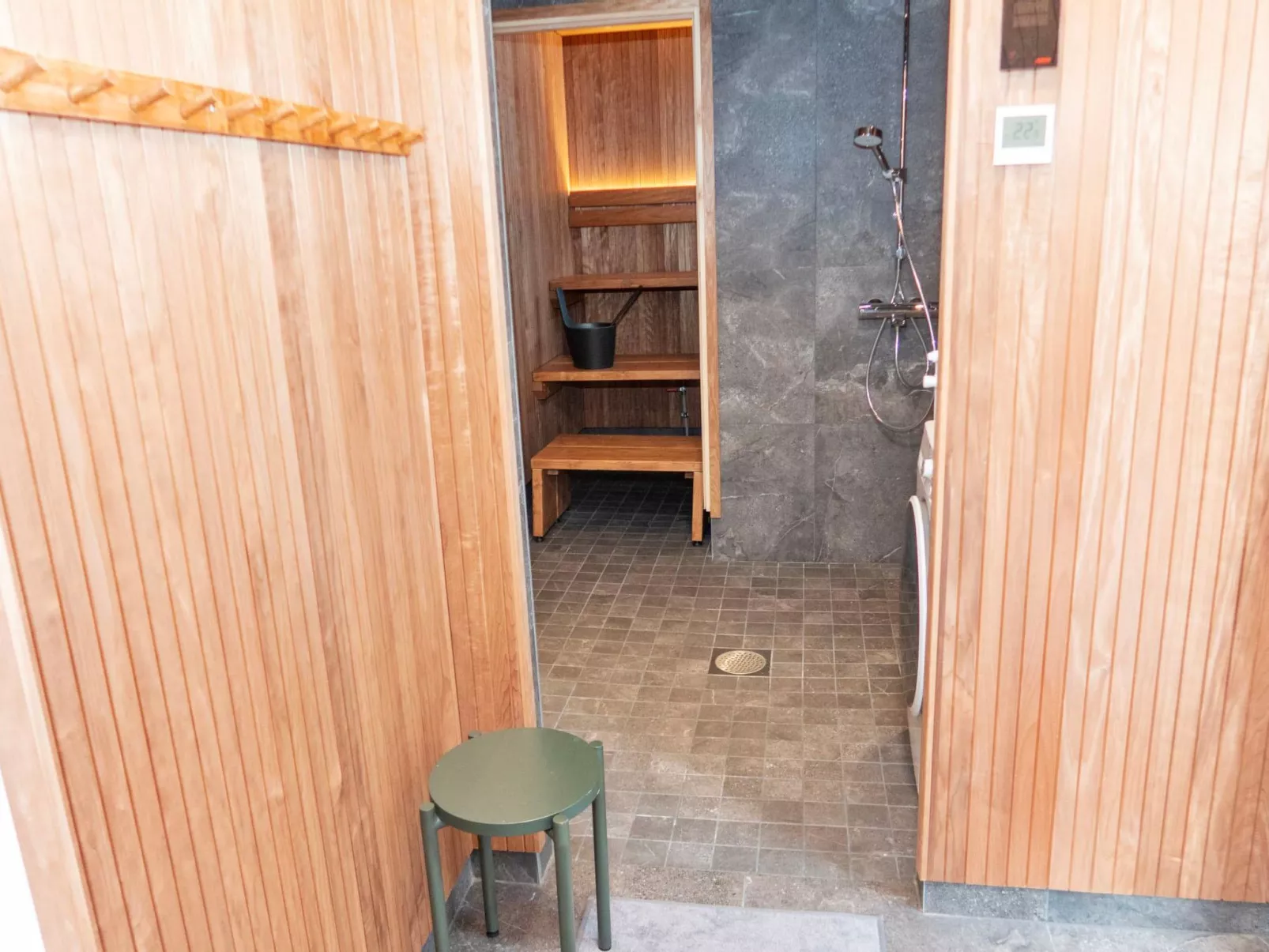 Rukan kide a-Inside