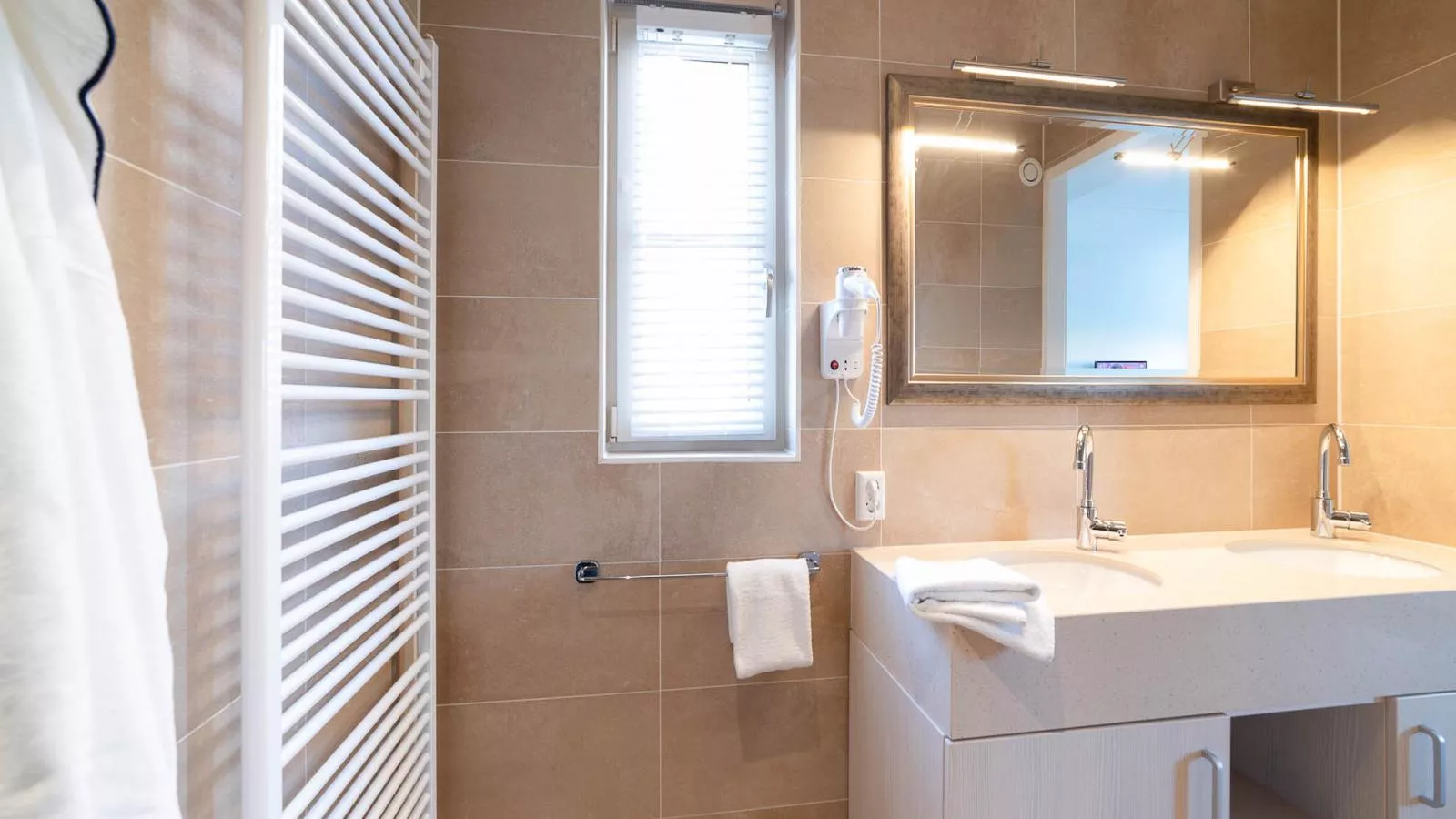 Coast Comfort-Badezimmer