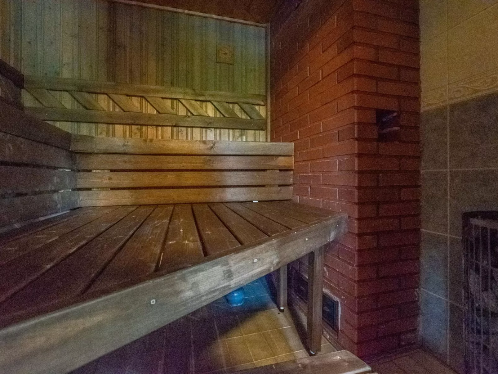 Sarvitupa-Inside