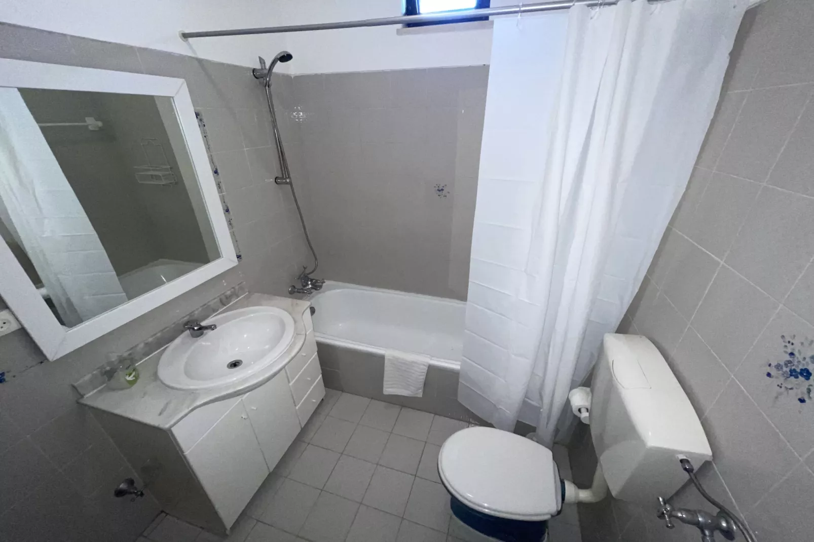 Casa Bacalhau (apartment near Benagil Beach)-Salle de bain