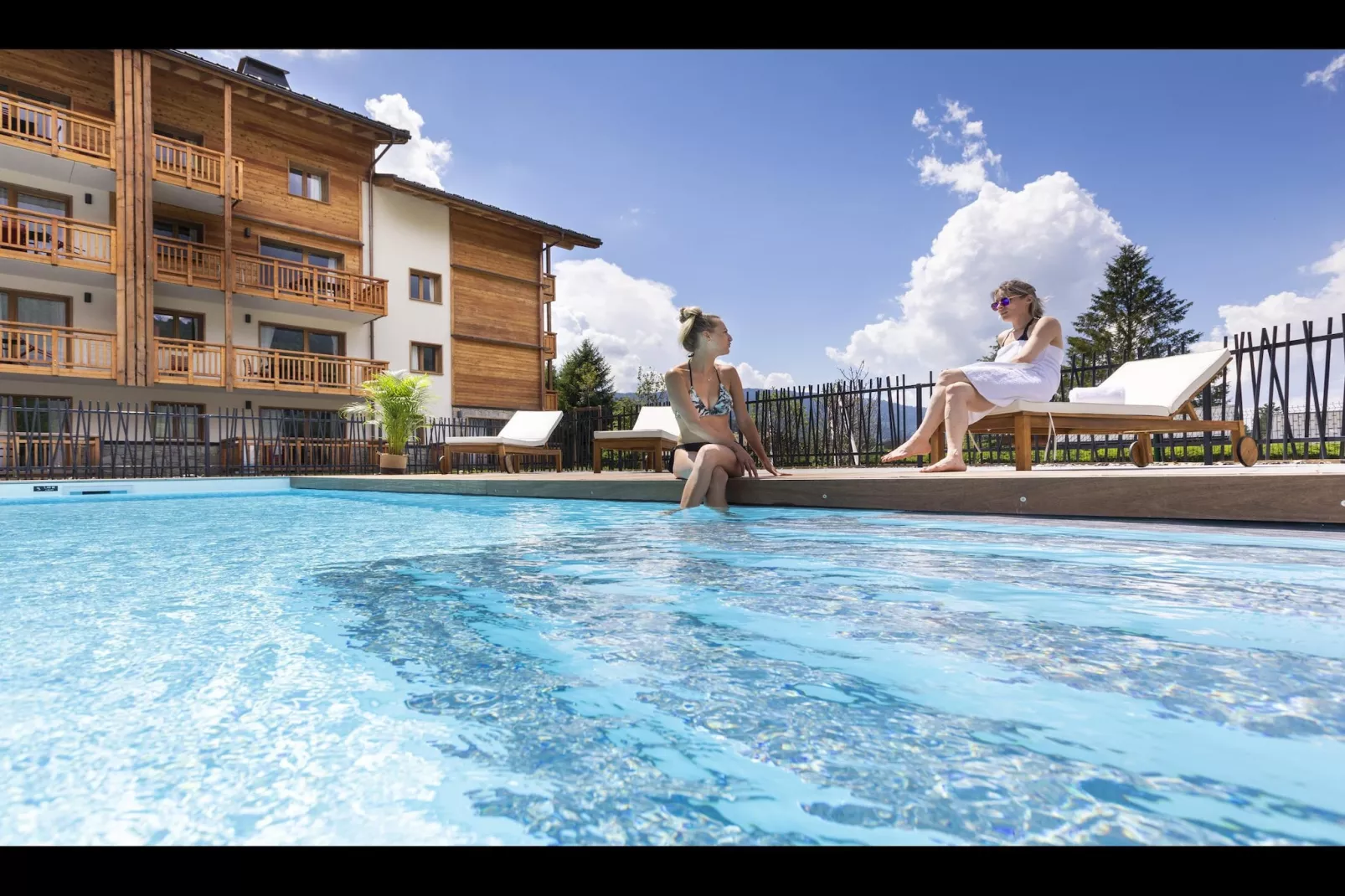 SAMOËNS-S8L-Pool