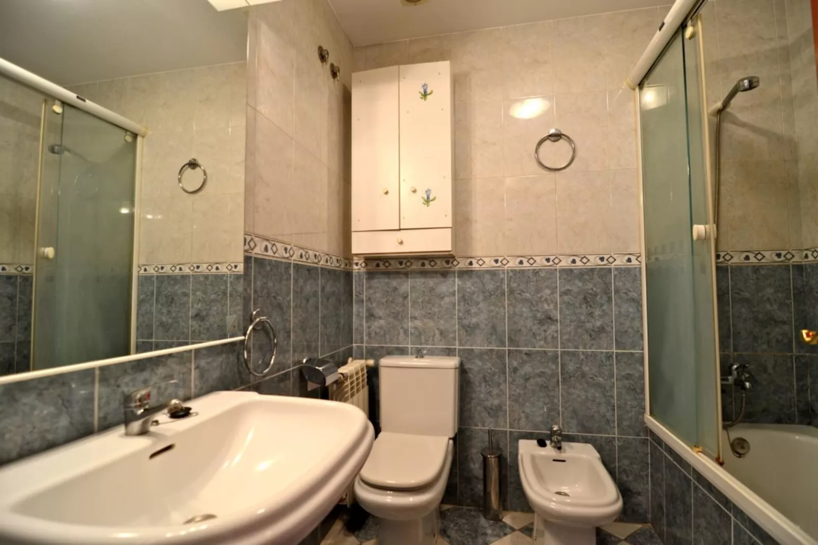 TERANYINA 58-Badezimmer