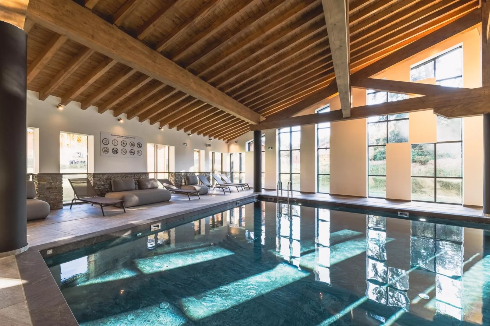 MEGEVE L’Eclat des Vériaz-A24S-Pool