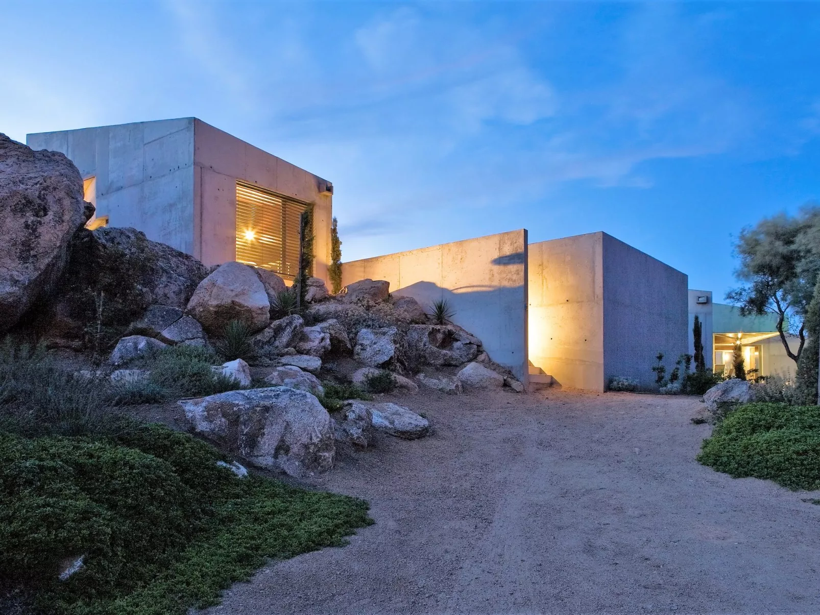 Casa Suprana-Outside