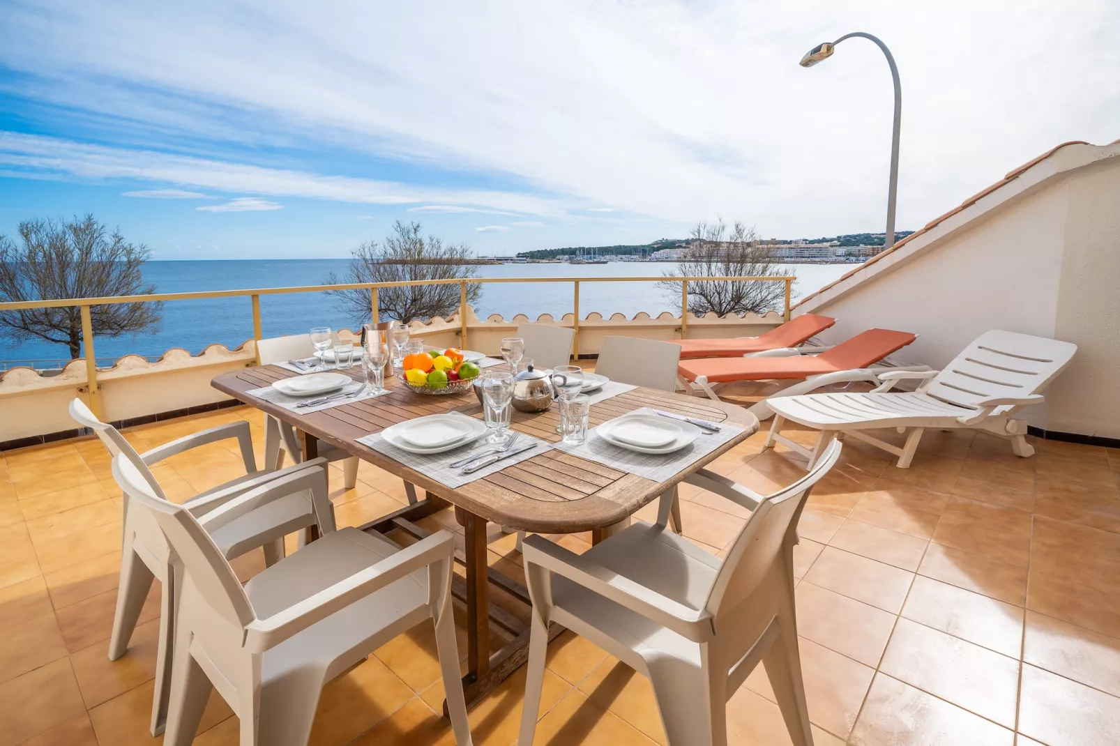Patricia-Terrace balcony