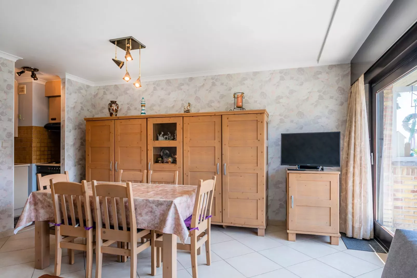 Zuydcoote B0-Dining room