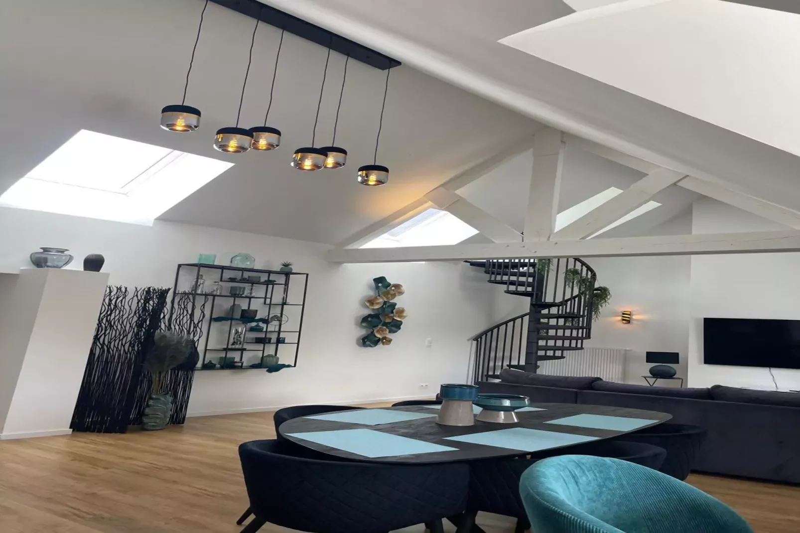 Rooftop Bleu-Dining room