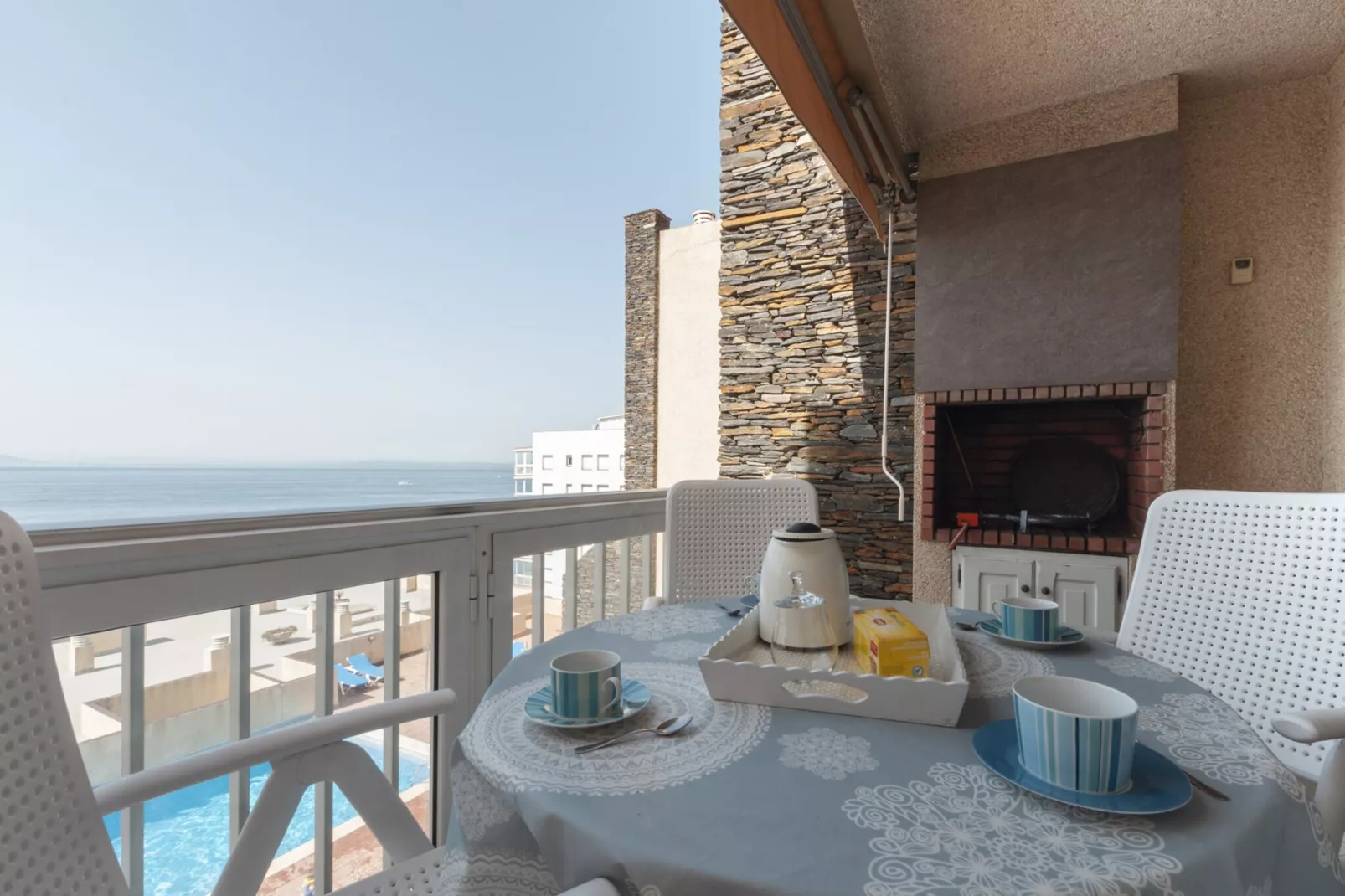 1085 DALLAS vista Mar-Terrace balcony