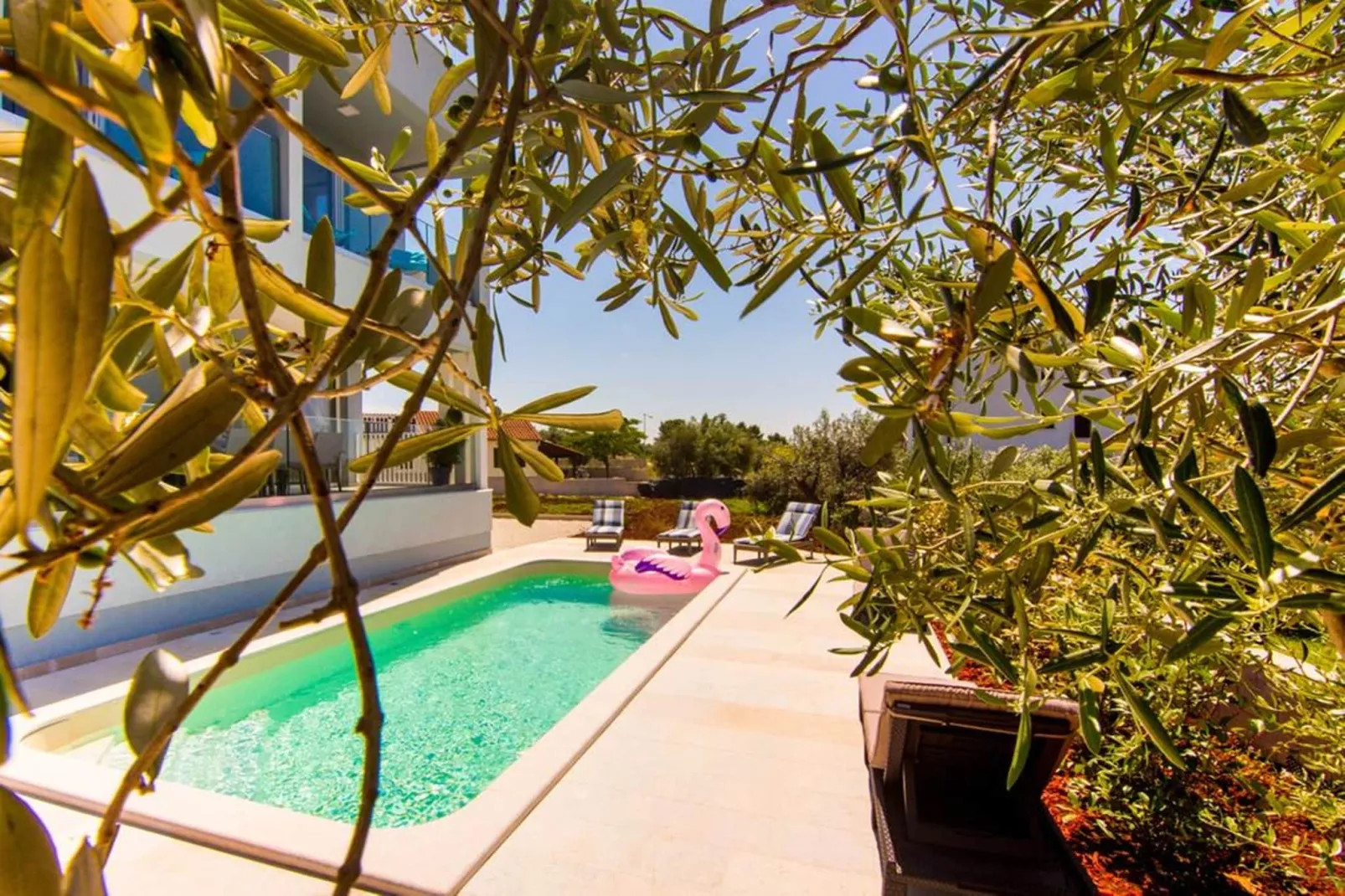 Villa with Pool and Sea View in Fazana - Horizont-Pool
