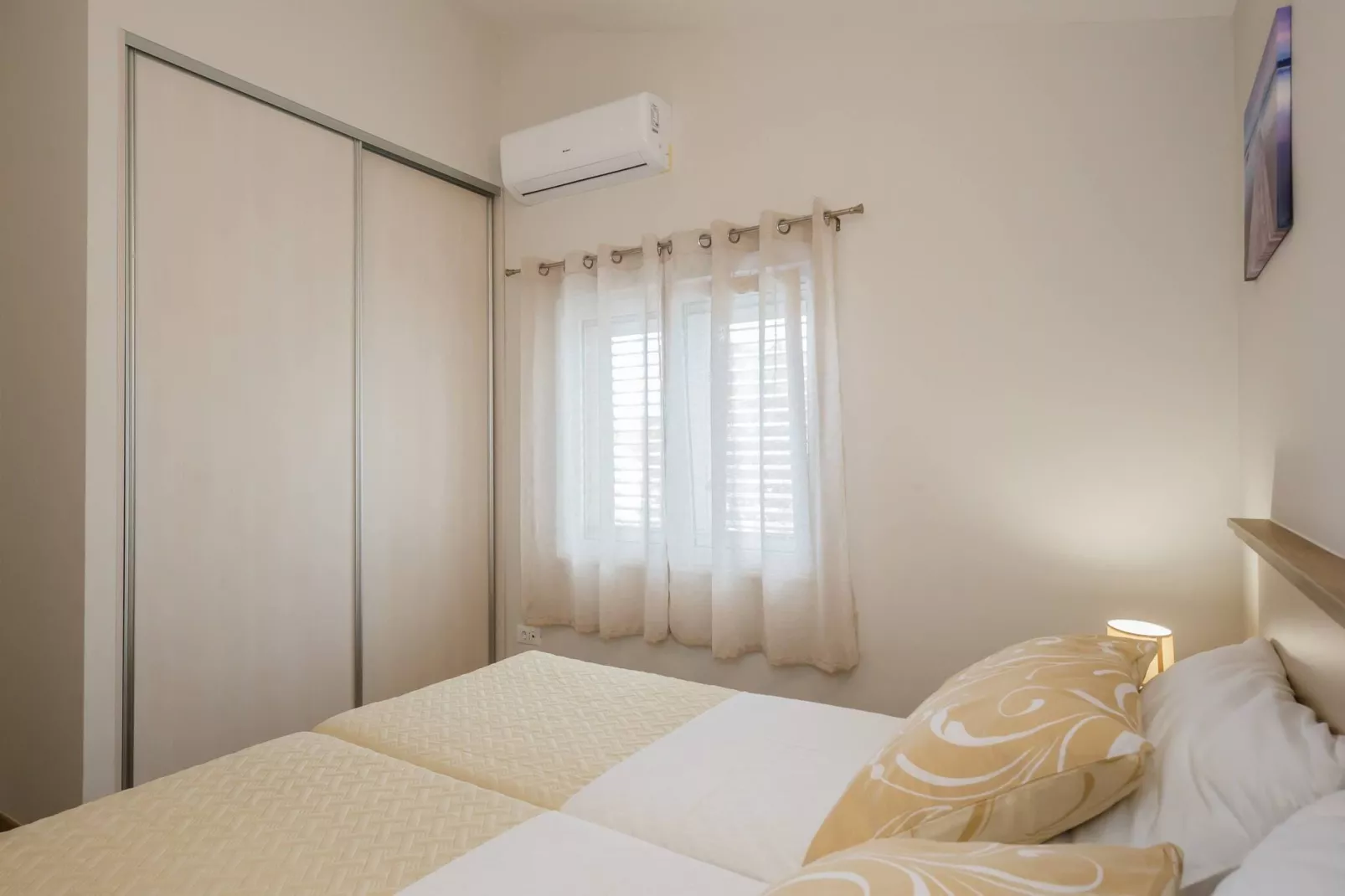 Apartments Savin - two bedroom apartment-Schlafzimmer
