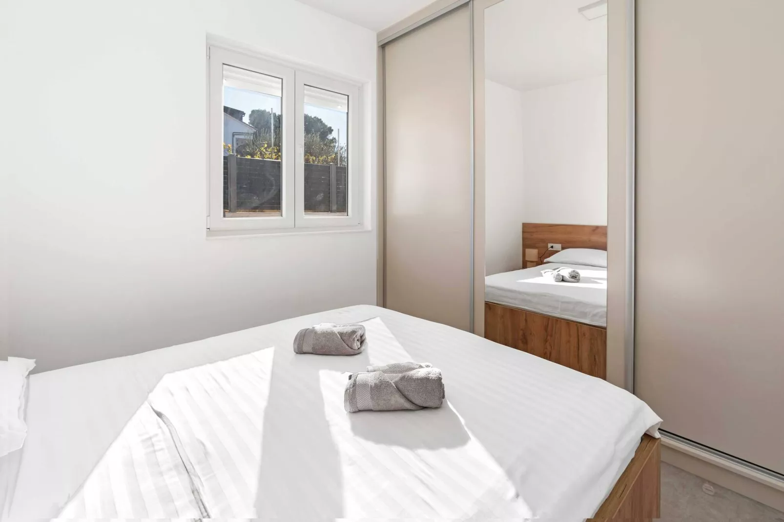 Apartments Velic - Two bedroom apartment B-Chambre