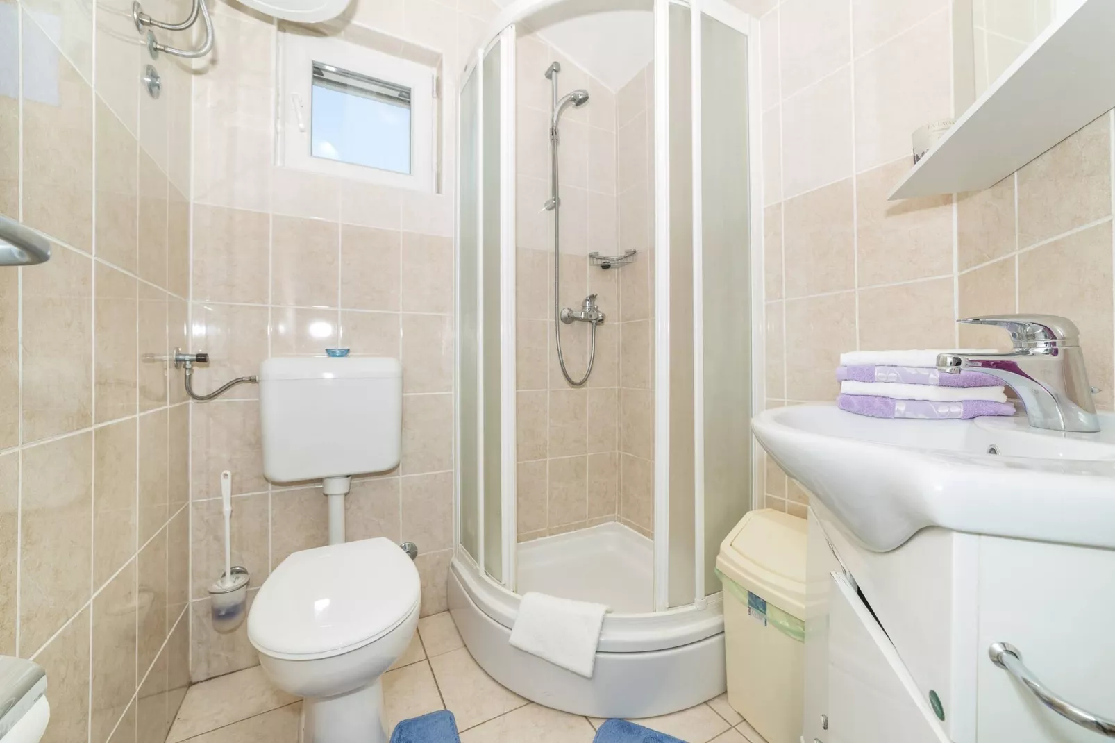 Apartments Nikol - two bedroom apartment A6-Badezimmer