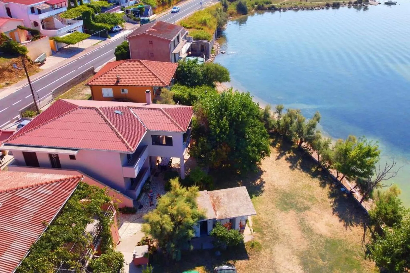 Apartments Dubravica - studio apartment-Outdoor