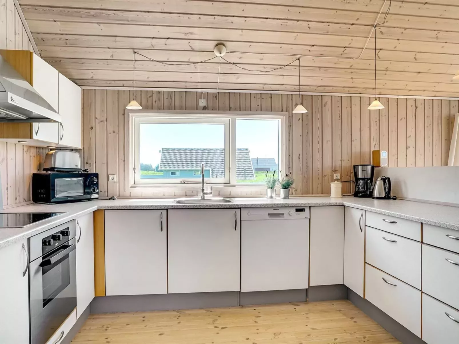 "Tilje" - 80m from the sea-Inside