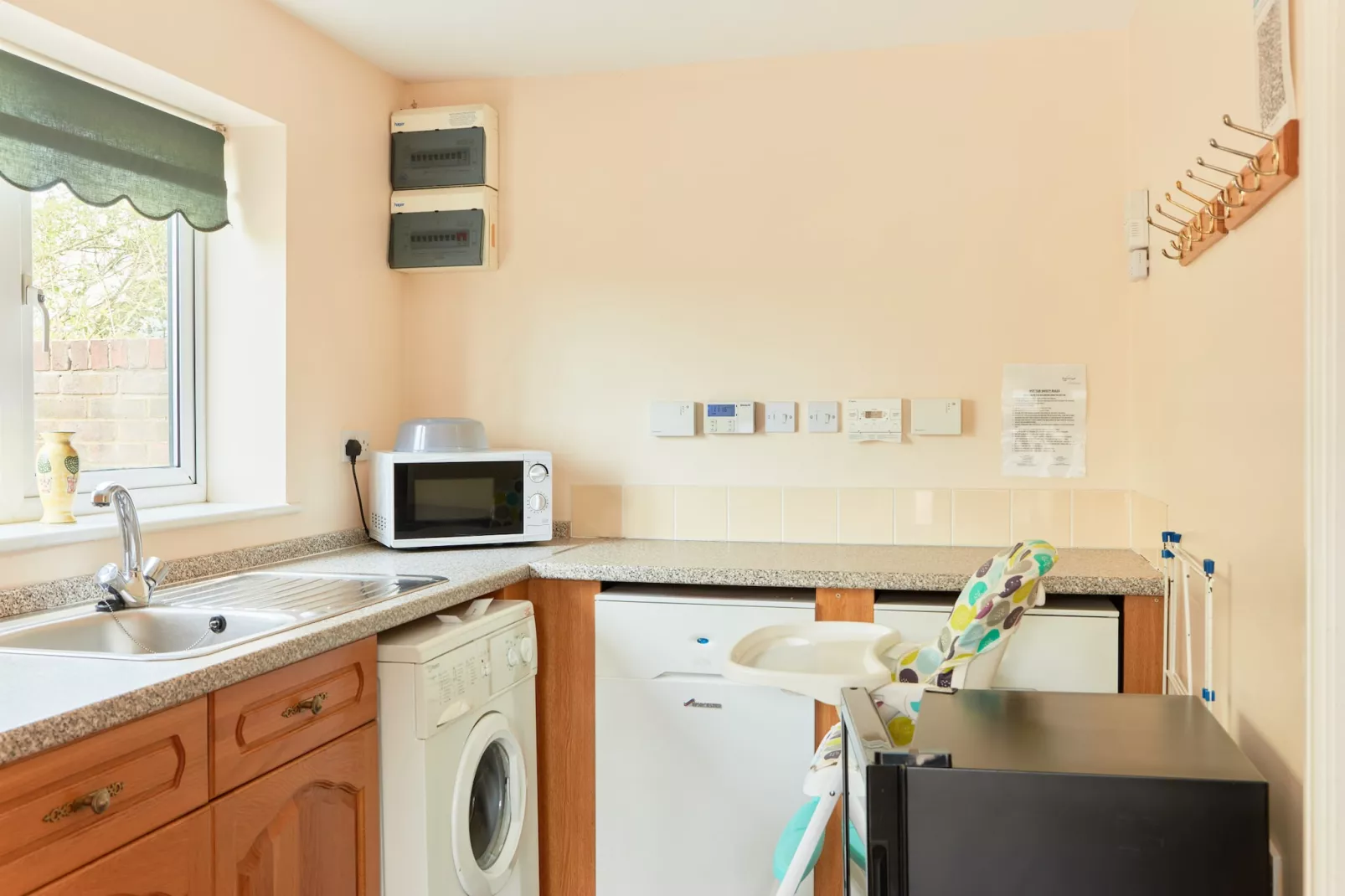 Willow Barn-Kitchen