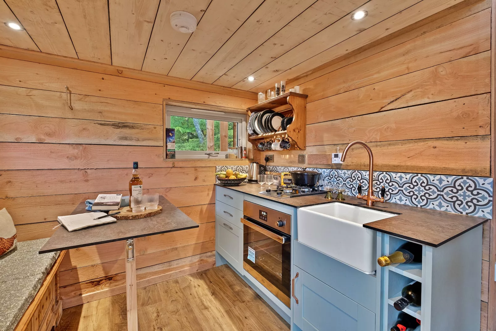 Cosagach Falls Cabin-Küche