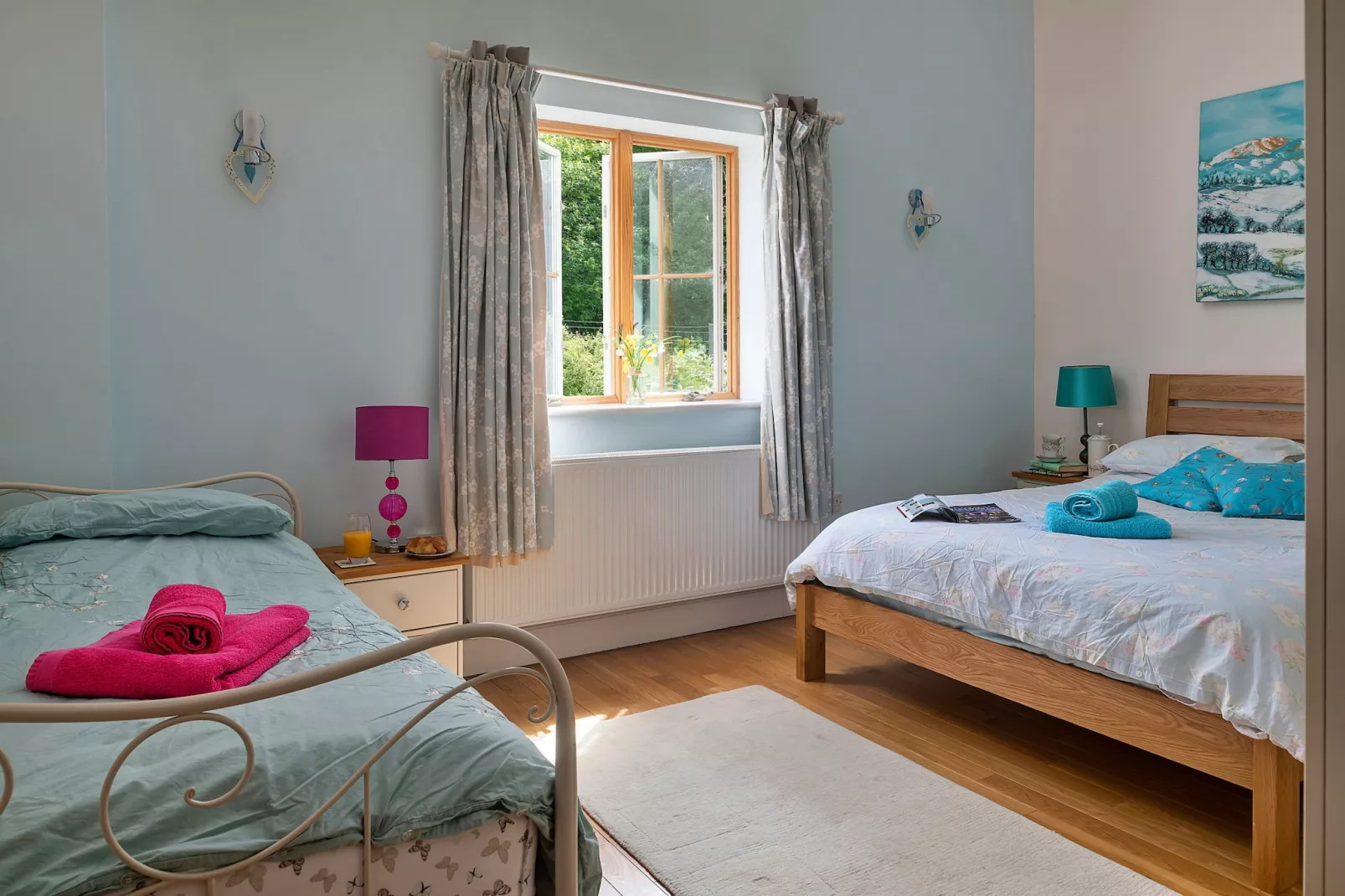 Red Kites Retreat-Bedroom