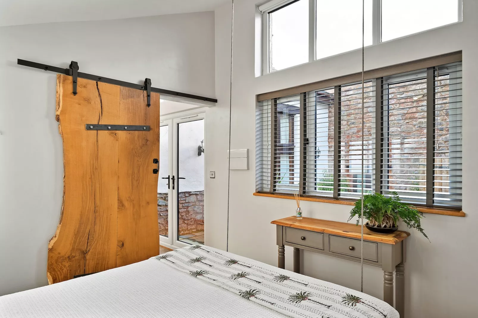Hillfarrow Hideaway-Bedroom