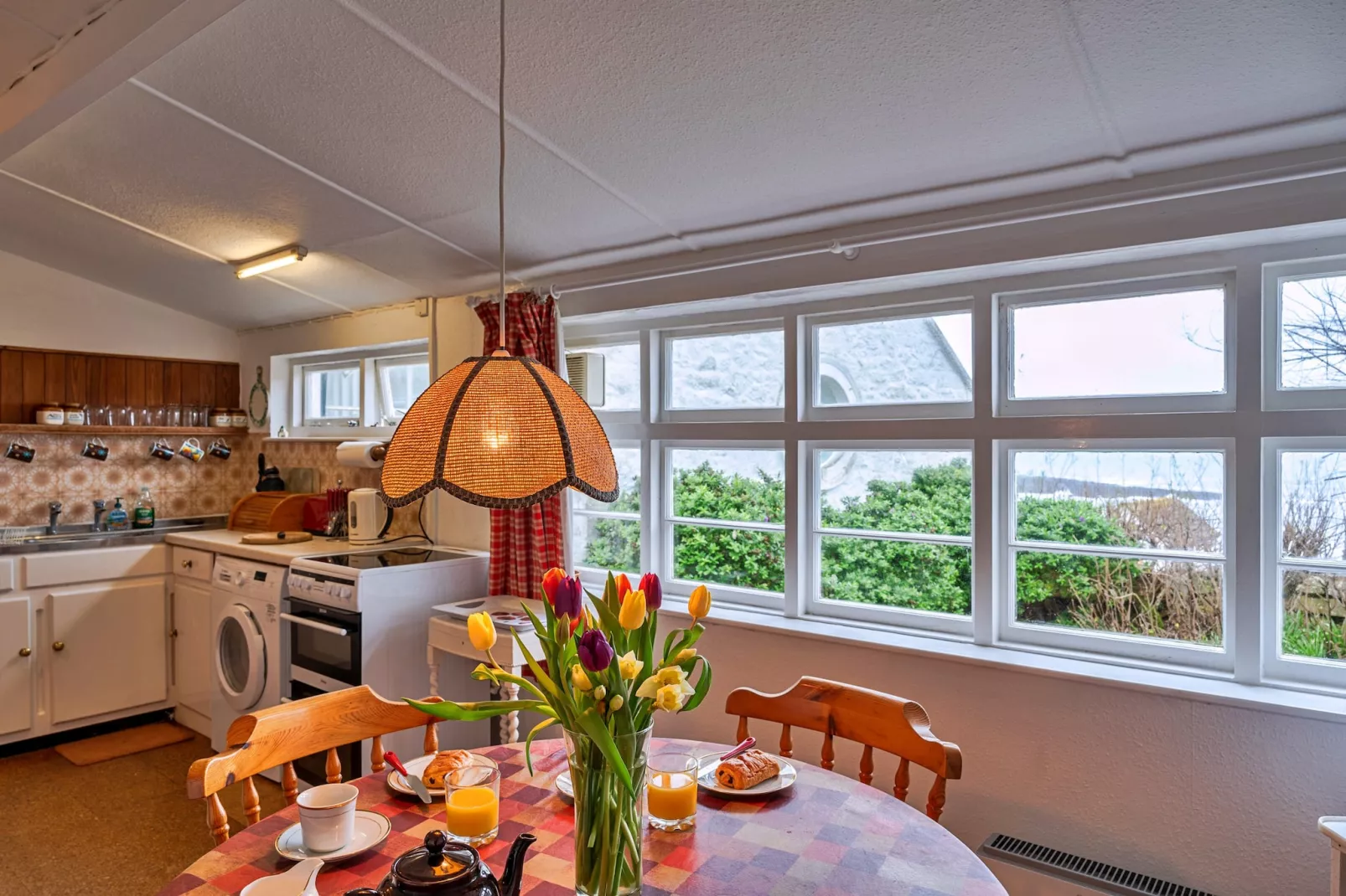 Lewcott-Kitchen