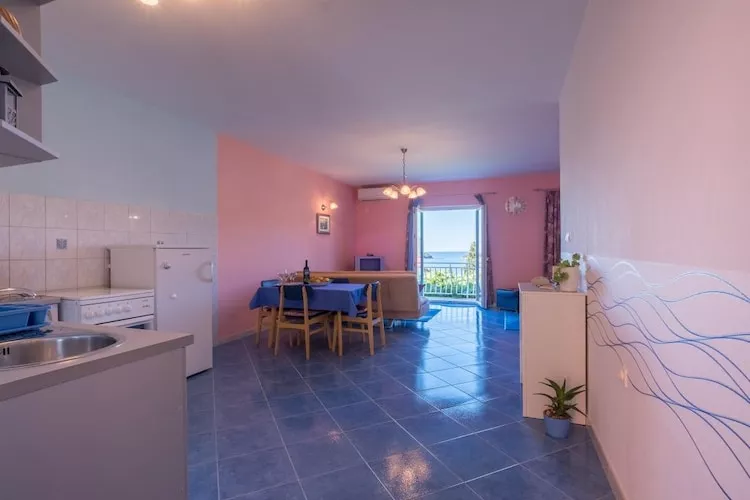 Apartments Saulan - One Bedroom Apartment with Balcony and Sea View (Molunat)-Indoor