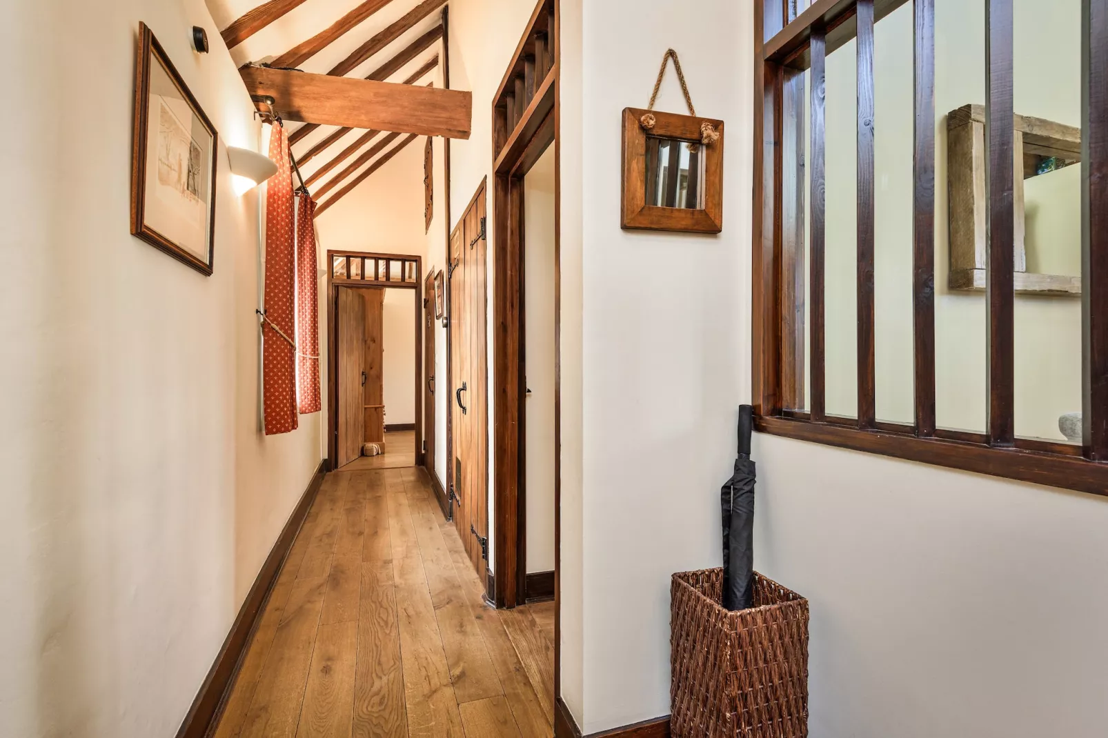Flint Barn-Landing